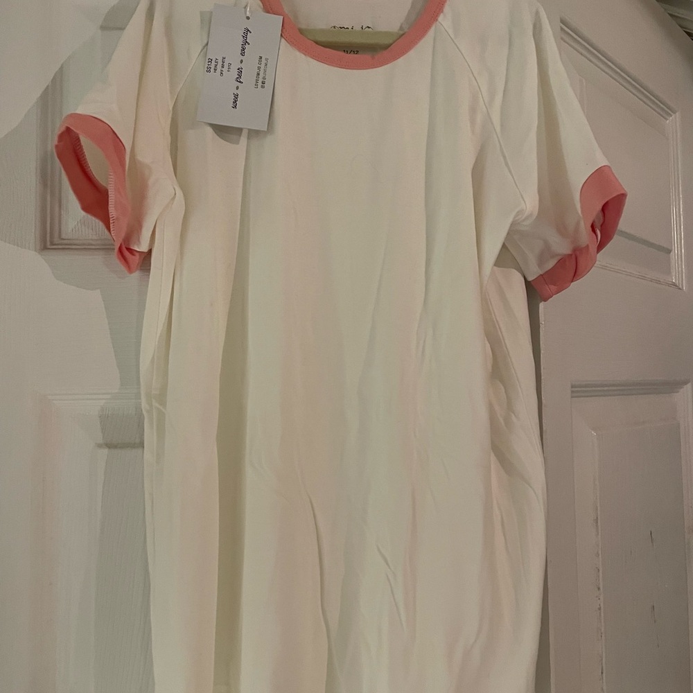 Omi Jo by well dressed wolf Simple Tee in Malibu coral & cream size 12 NWT